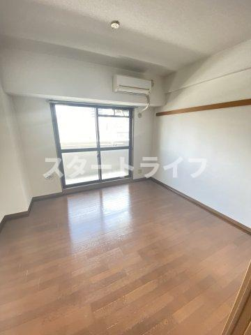 大阪市淀川区野中南１丁目の賃貸マンションの居間・リビング