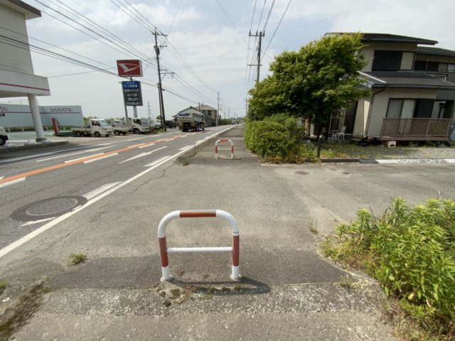 朝倉市山田　売り土地の前面道路含む現地写真|前面道路含む現地写真です