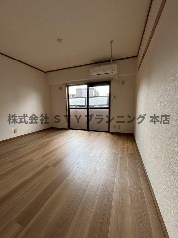 仲介手数料０円！ホーメスト北原T.Mの居間・リビング