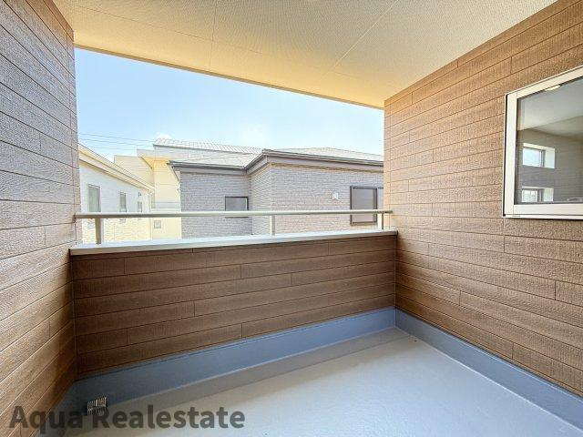 丸亀市川西町南の新築一戸建のバルコニー|バルコニーがあります