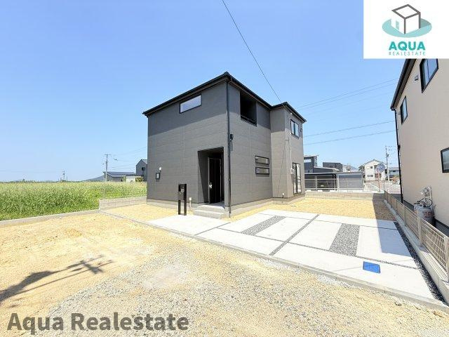 丸亀市川西町南の新築一戸建の前面道路含む現地写真|前面道路含む現地写真です