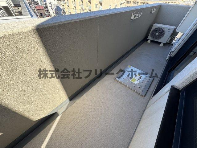 武蔵野市中町２丁目の賃貸マンションのバルコニー
