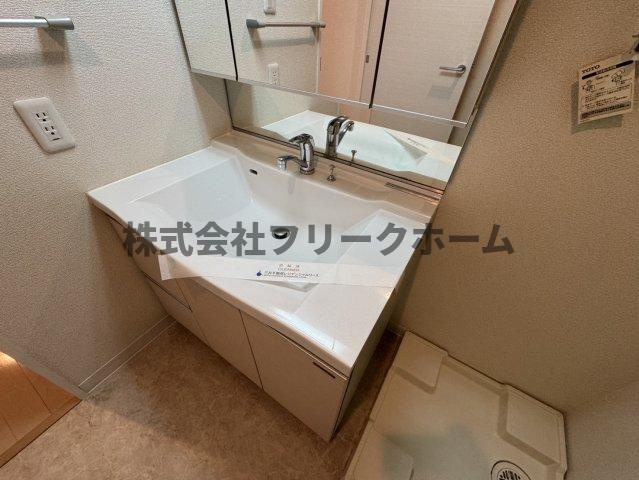 武蔵野市中町２丁目の賃貸マンションの洗面所