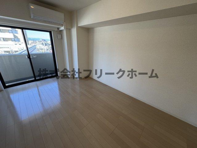 武蔵野市中町２丁目の賃貸マンションの居間・リビング