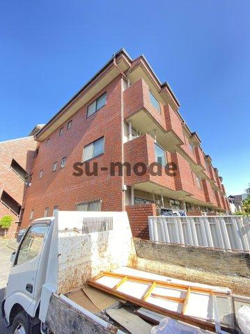 第3グリーンハイツの外観