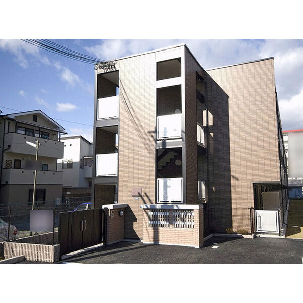 レオパレスプラスパ平田の外観