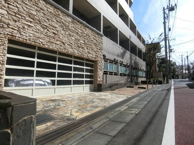 【駐車場】 | ＨＦ明大前レジデンス