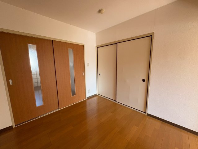 サンコート小澤の洋室