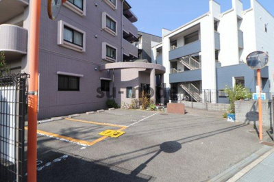 【駐車場】 | ピュアプレイス