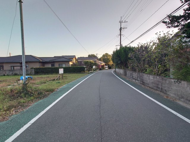 朝倉市中寒水　売り土地の前面道路含む現地写真|前面道路含む現地写真です