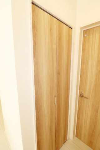 郡山市安積町南長久保１丁目　　　1号棟　　　安積第３小学校、安積第２中学区の収納