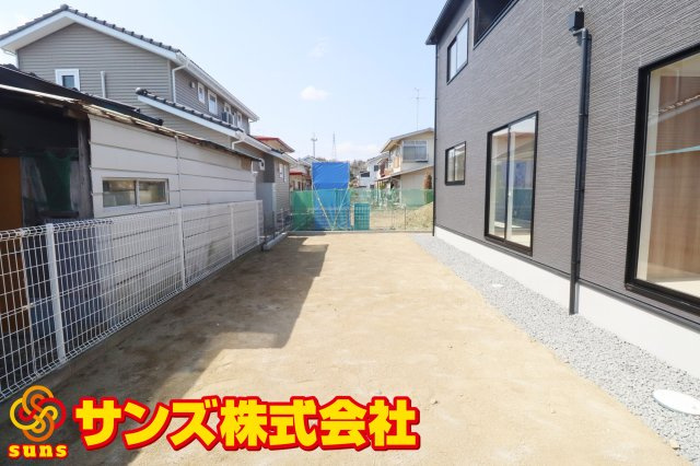 郡山市安積町南長久保１丁目　　　1号棟　　　安積第３小学校、安積第２中学区の外観|北側前面道路