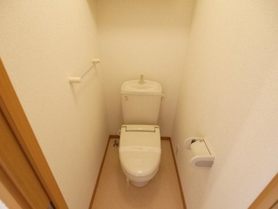 【トイレ】 | エルバフィオーレ | シンプルで使いやすいトイレです