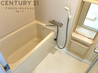 シンプルで機能的なユニットバスです！