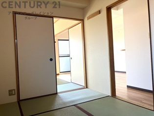 メゾンドーレ野間南の寝室