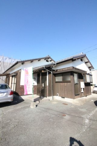 熊丸貸家の駐車場