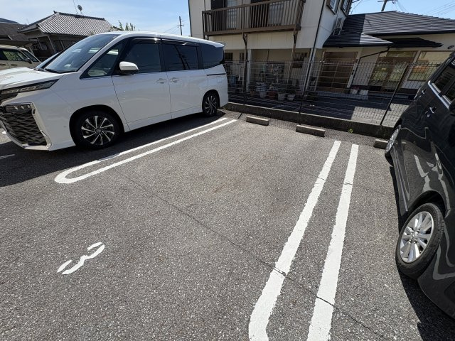 ビューテラスダイキ　Cの駐車場