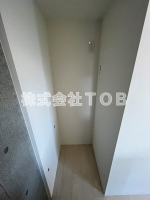 【その他】 | ザ・パーククロス千歳烏山 | 冷蔵庫置場※クリーニング中※