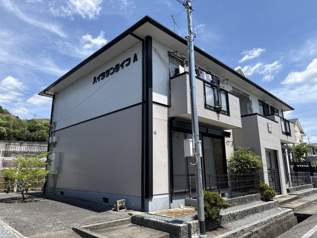 ハイツサンライフA棟の外観