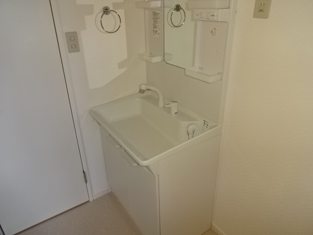 ハイツサンライフA棟の洗面所
