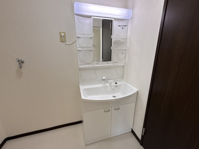 ハイツサンライフA棟の洗面所