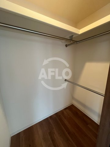 S-RESIDENCE松屋町asence　中央小学校区の収納|S-RESIDENCE松屋町asence　ウォークインクローゼット