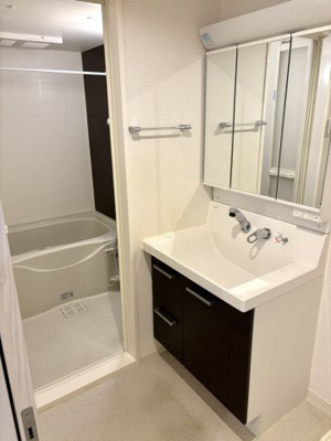 【洗面所】 | メゾンクレール | 居住中の為他号室の写真となります