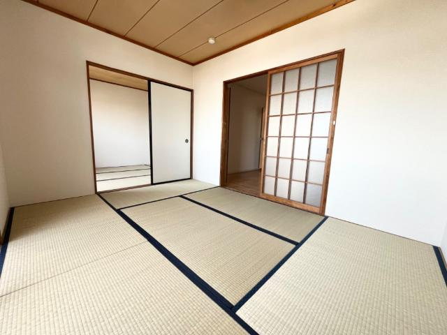 ヴィラロイヤルの内装|和室
