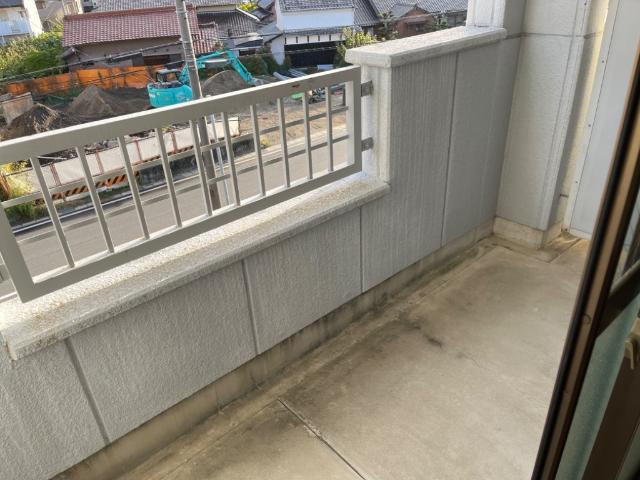 ステーションサイドのバルコニー|ベランダ