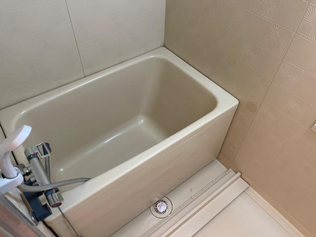ステーションサイドの浴室|バス
