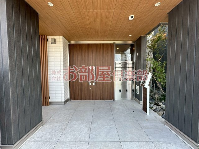 ELGARAND上津のエントランス|清潔なエントランスです