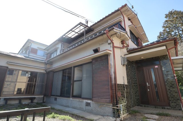 生駒市壱分町　貸家