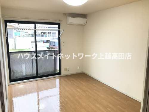 サンハイムヤマトⅢの居間・リビング|洋室