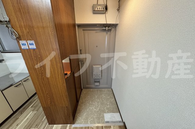 小阪ビルの玄関|毎日通る玄関はこちらです