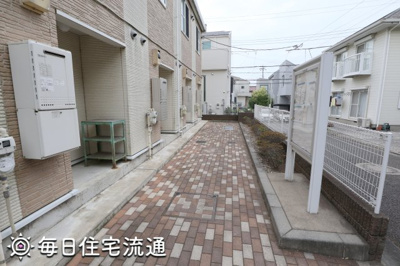 【エントランス】 | ソレイユ岡本