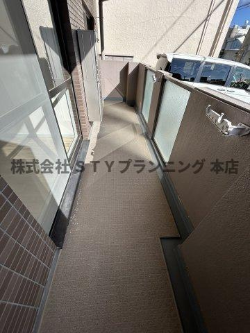 仲介手数料０円！ラシエールR&Iのバルコニー