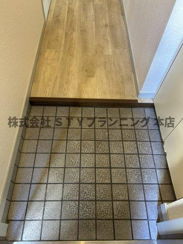 仲介手数料０円！ラシエールR&Iの玄関