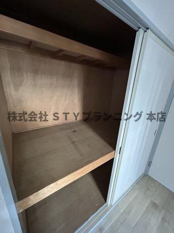 仲介手数料０円！ラシエールR&Iの収納