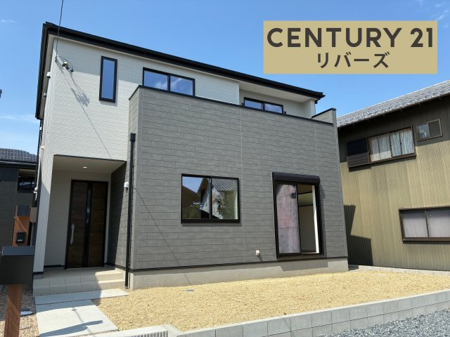 愛西市草平町江ノ田の新築一戸建の外観|☆２号棟☆　　新価格！！いつでもご案内出来ます♪（お問合せ当日、平日、水曜、夜間でもＯＫ）　敷地６３．９３坪！　南向き！　駐車並列４台ＯＫ！　ゆとりのある５ＬＤＫプラン！　広い庭付き、陽当たり良好♪
