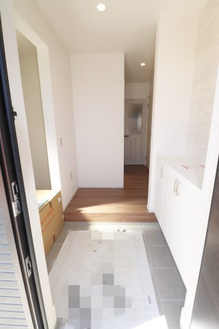 郡山市静町　　　  1号棟　　　　大成小学校、郡山第7中学区　の玄関|※同社施工例