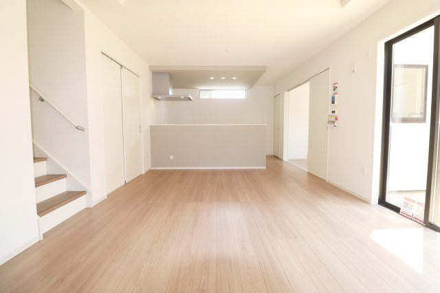 郡山市片平町字新蟻塚　　　  １号棟　　　小山田小学校、郡山第６中学区　の居間・リビング
