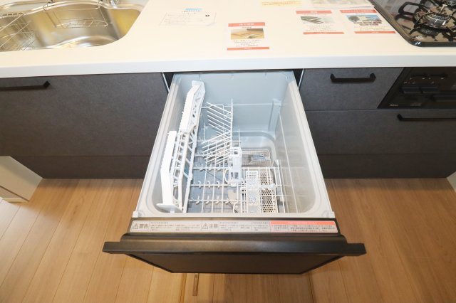 郡山市片平町字新蟻塚　　　  １号棟　　　小山田小学校、郡山第６中学区　のキッチン|食洗機付♪