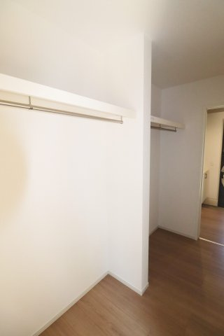 郡山市片平町字新蟻塚　　　  １号棟　　　小山田小学校、郡山第６中学区　の収納