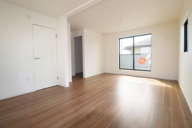 郡山市片平町字新蟻塚　　　  １号棟　　　小山田小学校、郡山第６中学区　の洋室|※同社施工例