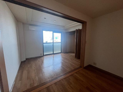 【内装】 | センチュリオン黒崎 | 室内