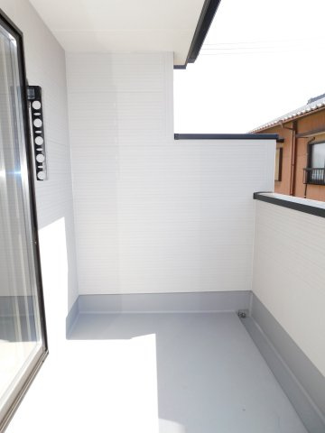 愛西市大井町宮新田の新築一戸建のバルコニー|◇バルコニー◇　　南面で陽当り良好なワイドバルコニー♪