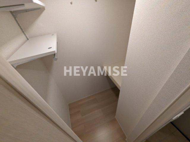 スカイ　フラワーの収納|※同物件反転間取の写真です※現況を優先します※