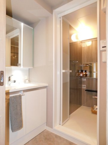 海部郡大治町大字堀之内字北二反畑の中古マンションの独立洗面台|◇洗面台◇　　洗面化粧台新品交換　（２０２６年２月リノベーション済）