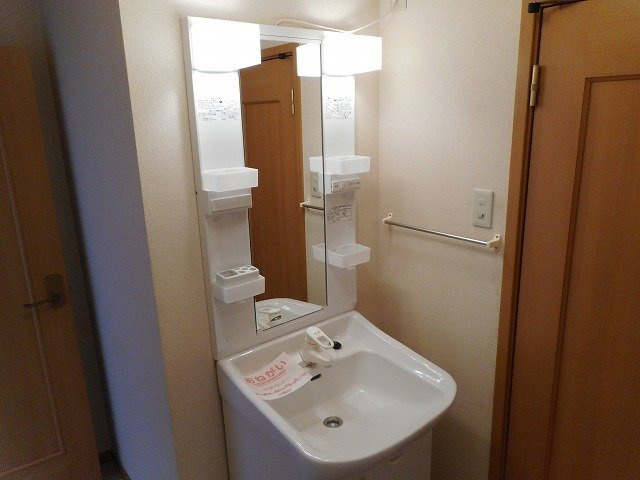 ソフィーシアＢの洗面所|使いやすい洗面所です