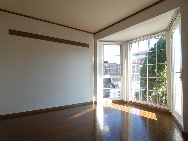 サンヴェールⅡの居間・リビング|使いやすいリビングです